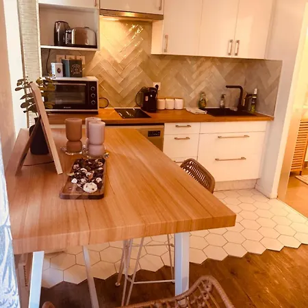 Grand T1 De 38 M2 Au Design Epuree Apartment